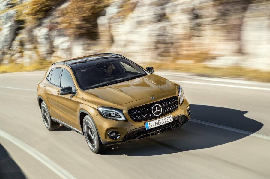  Mercedes-Benz GLA220 d 4Matic (X156) 2017 года  (WW) (фото 3 из 33)